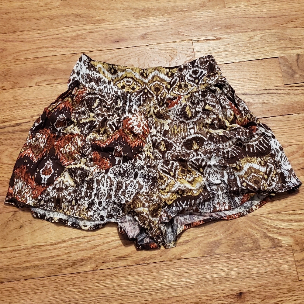 Lily White Shorts